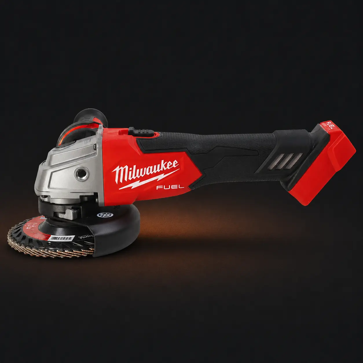 Milwaukee M18 FUEL FSAG115X Review: Corded-Style Cutting Power product image